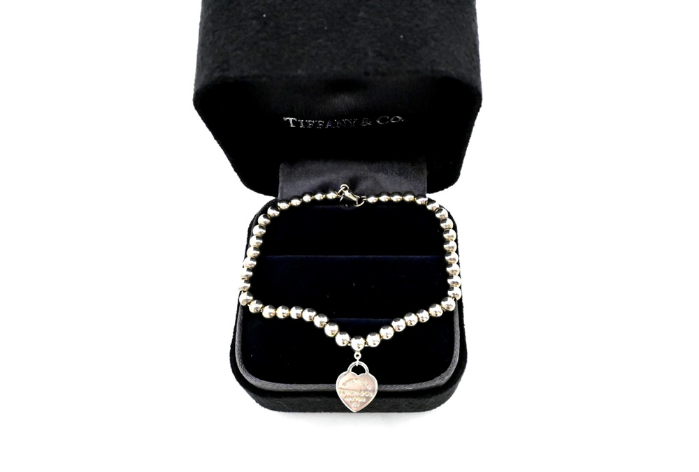 Tiffany & Co. Sterling Silver Return to Tiffany Heart Bracelet Dust Bag & Box